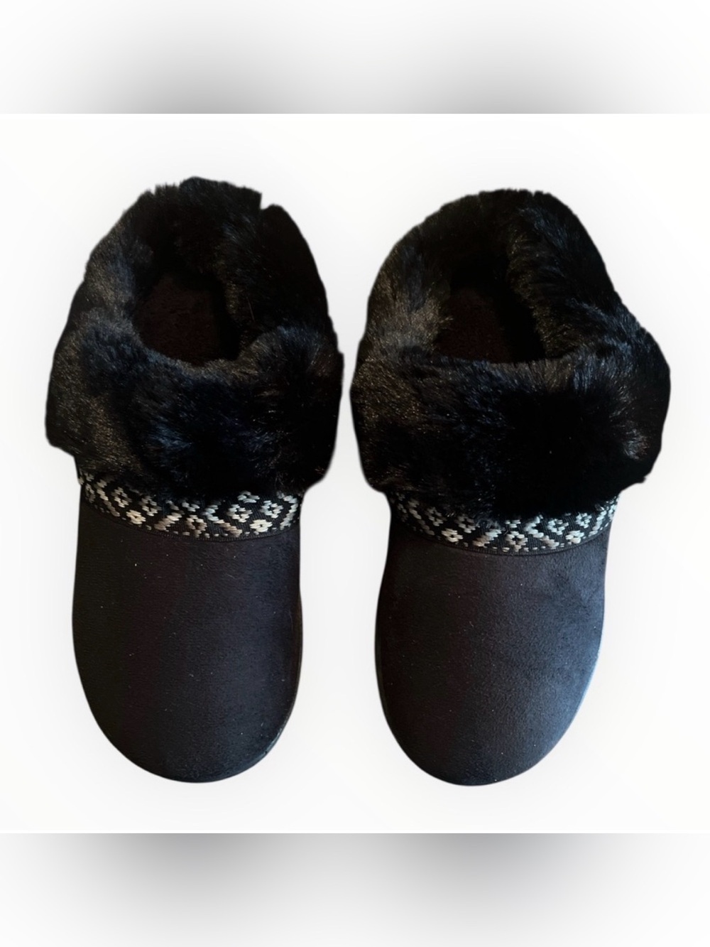 Isotoner Women's Memory Foam Slippers Black Size 7.5-8 NEW